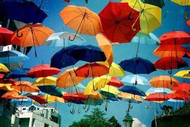 rengarenk şemsiye anlamı
